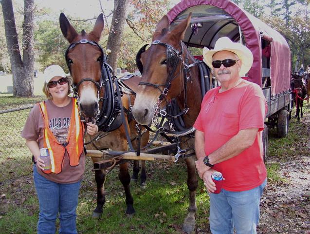 13-Jane, John & the Mules.jpg